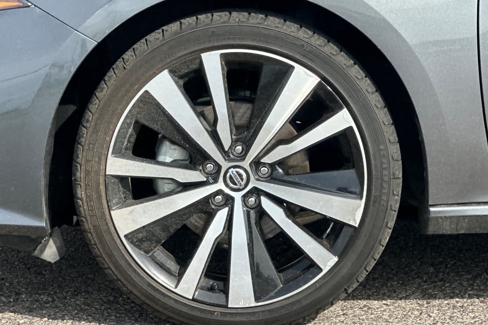 Used 2021 Nissan Altima 2.5 SR FWD image 25