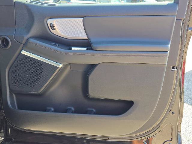 Certified 2025 Ford Expedition Max Active AWD/4WD image 7