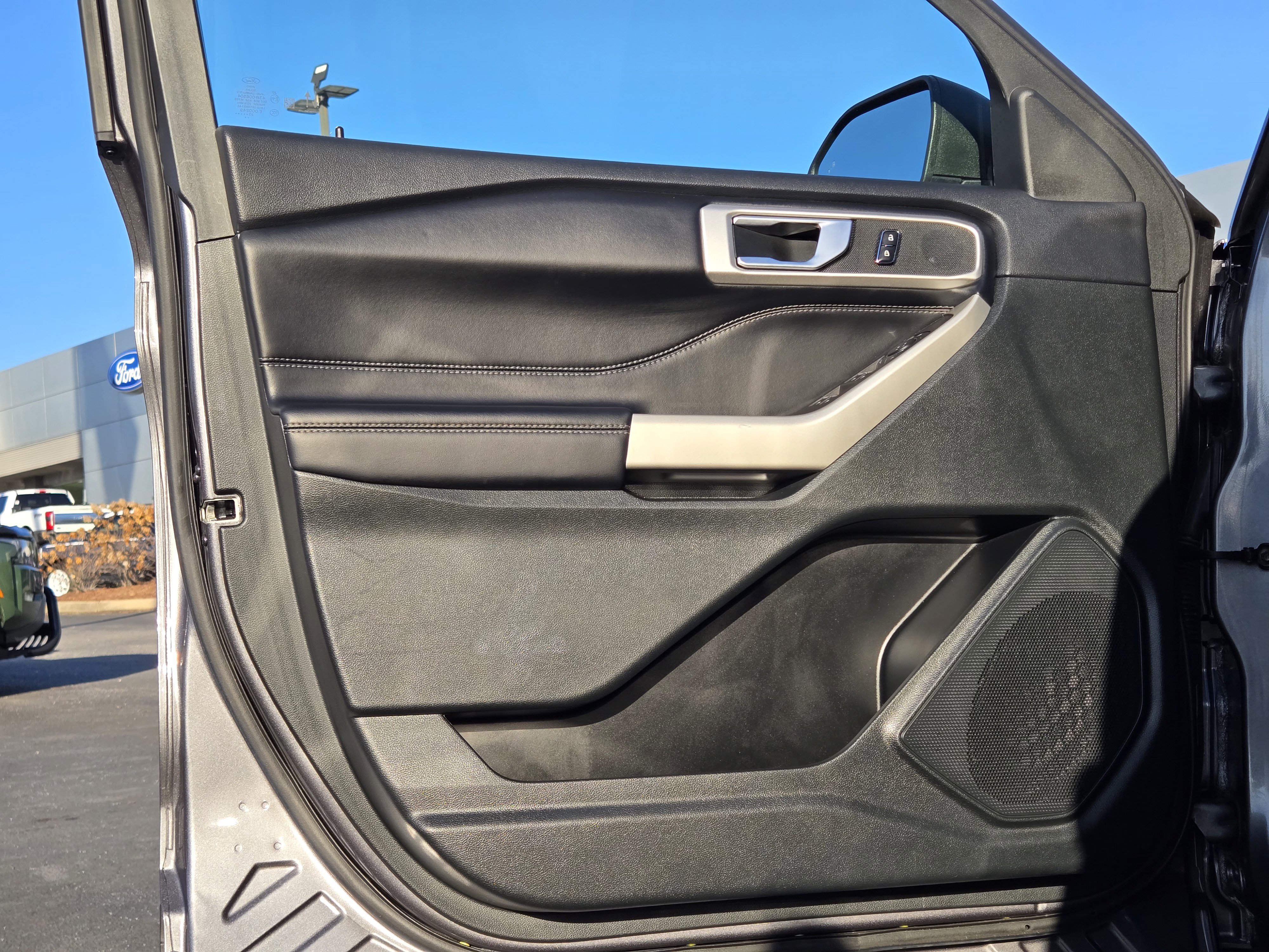 Certified 2023 Ford Explorer XLT w/ Equipment Group 202A image 20