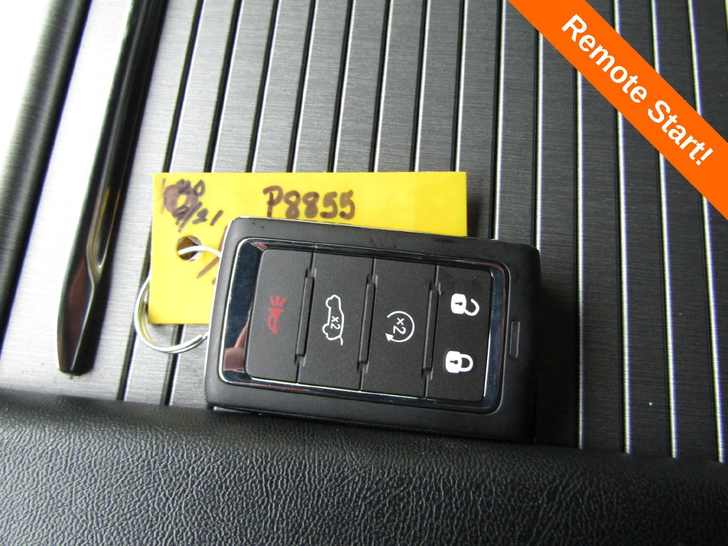 Used 2025 Jeep Wagoneer L Series II AWD/4WD image 24