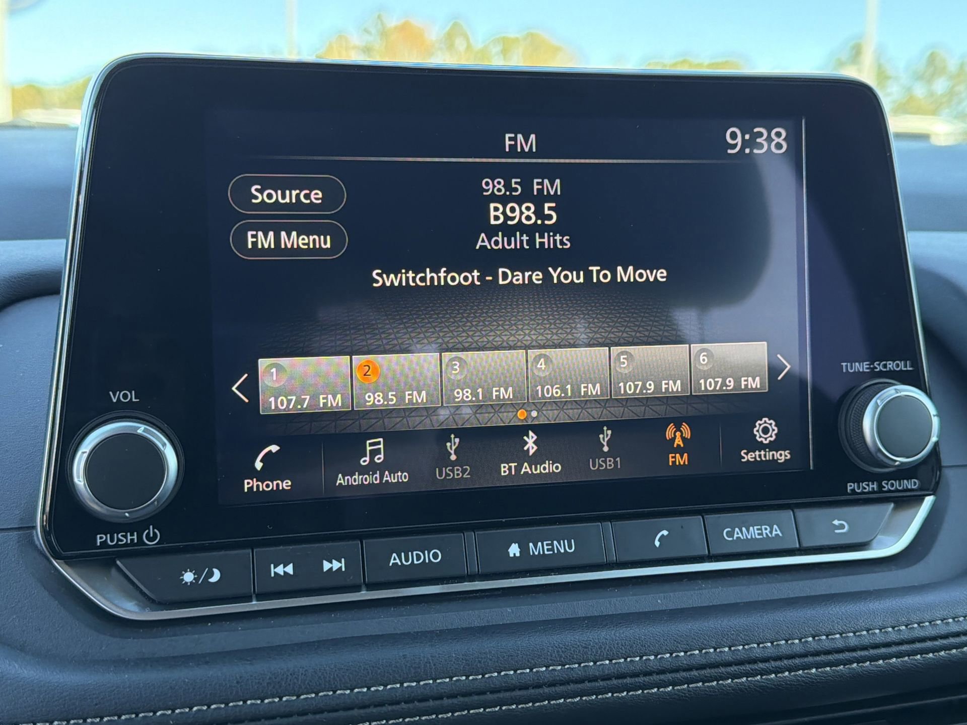 Used 2024 Nissan Rogue SV image 11