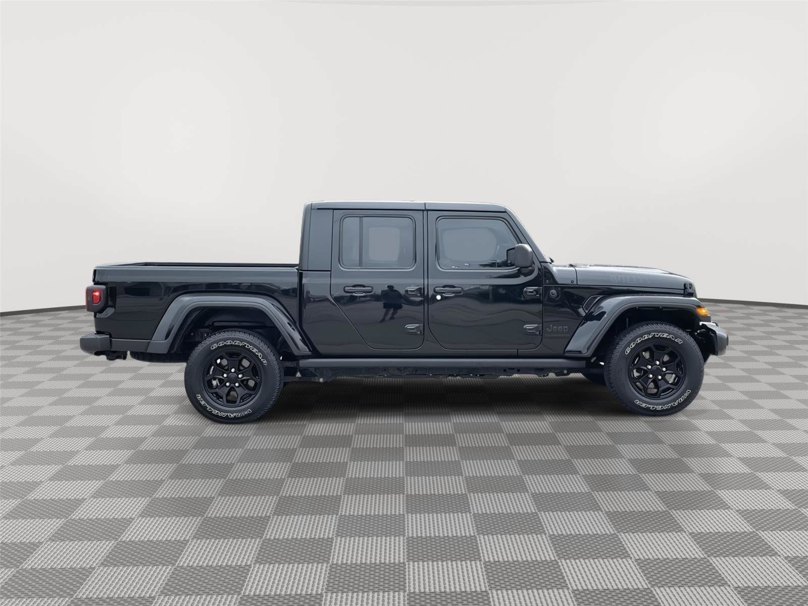 Used 2021 Jeep Gladiator Sport AWD/4WD image 6