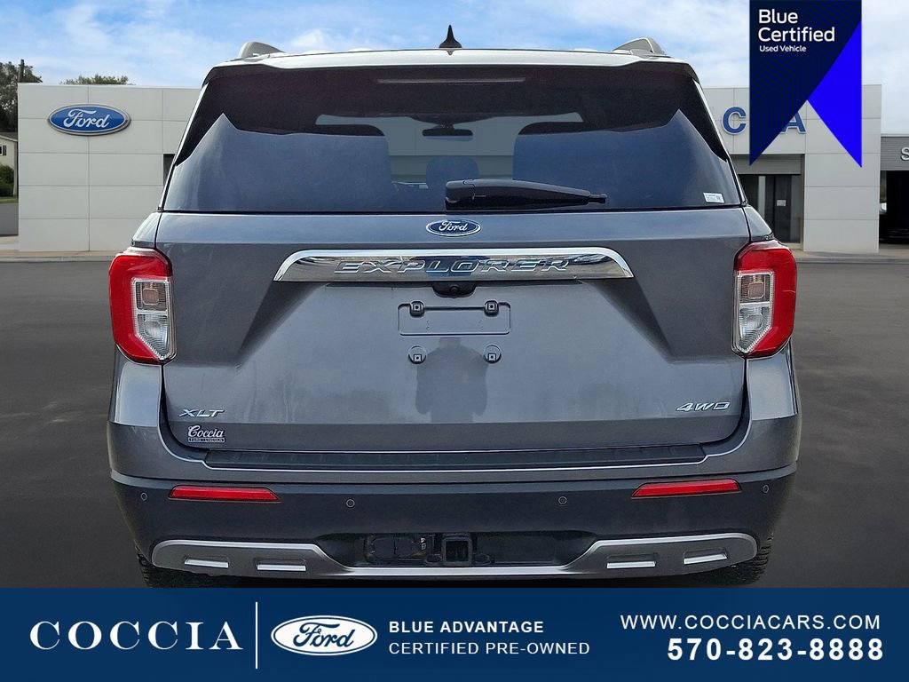 Certified 2022 Ford Explorer XLT w/ Equipment Group 202A image 4