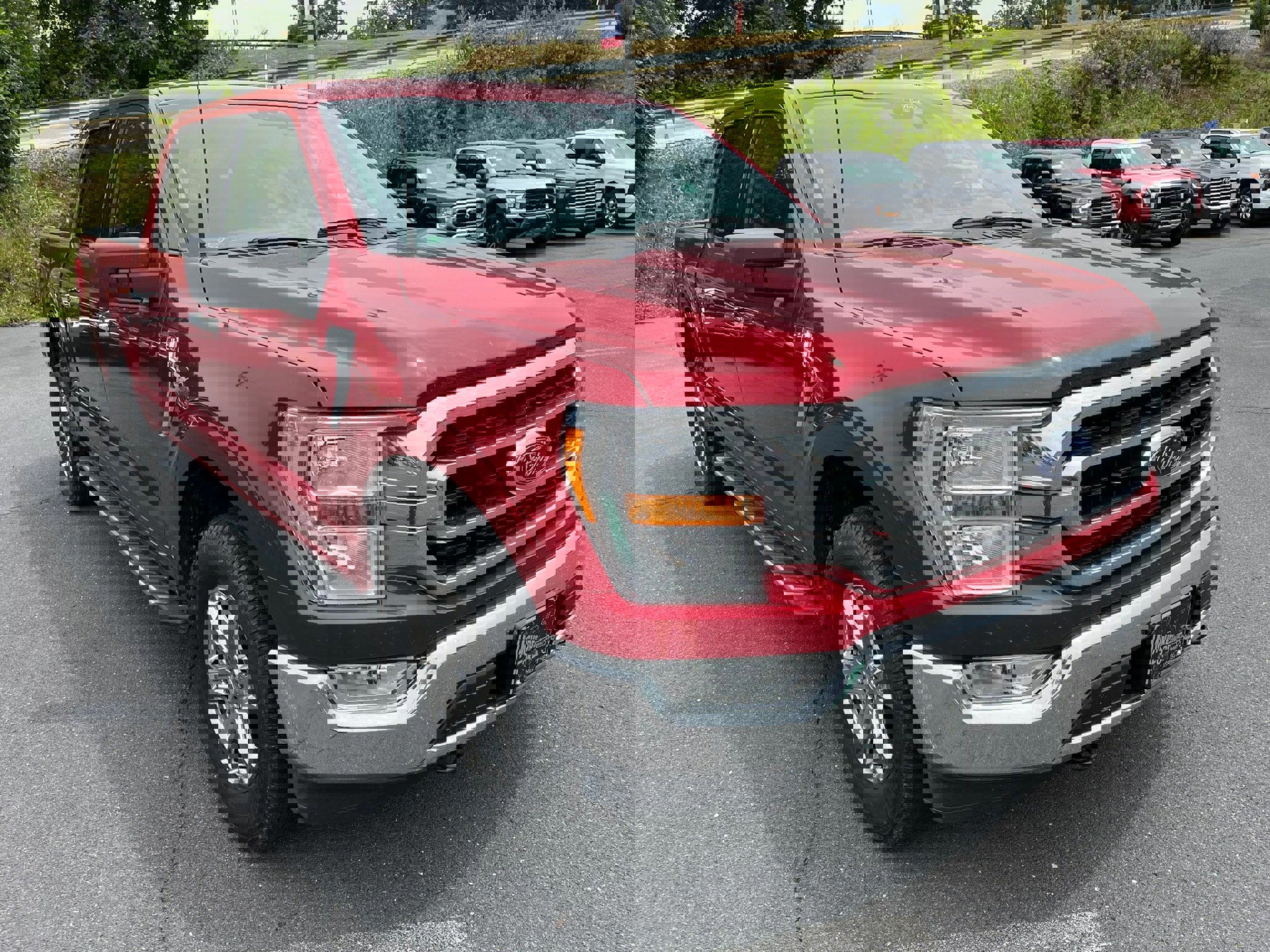 Certified 2022 Ford F150 XLT w/ Equipment Group 301A Mid image 7