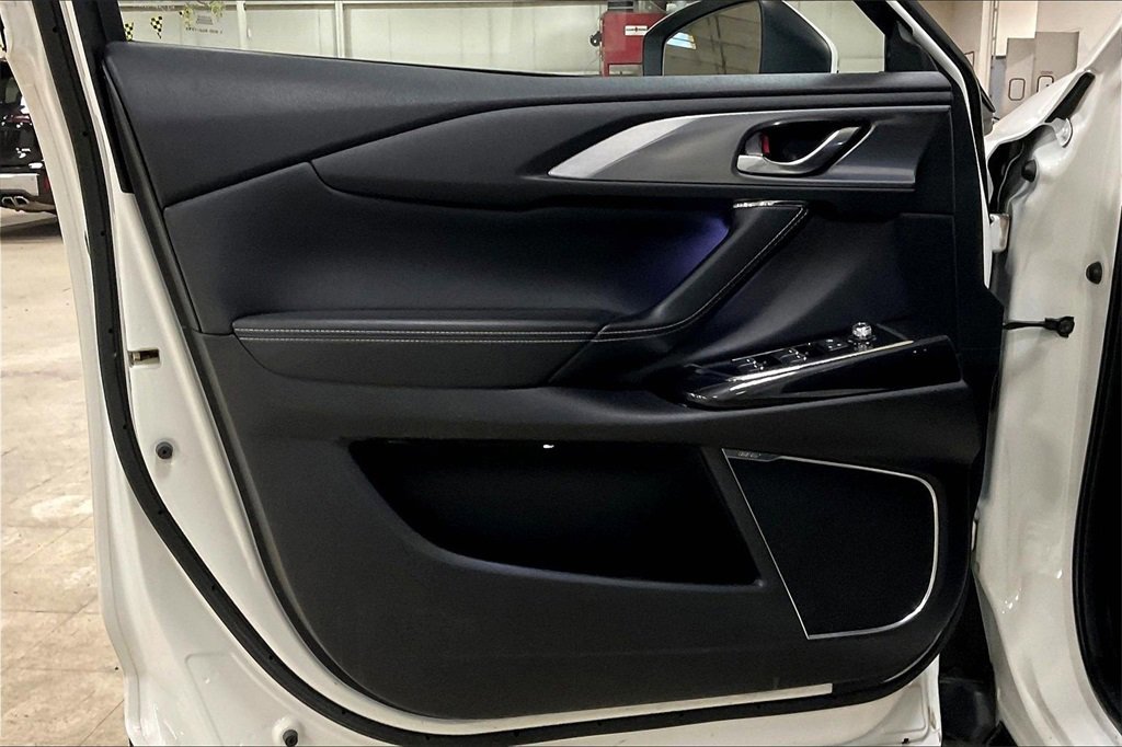 Used 2023 MAZDA CX-9 Grand Touring image 22