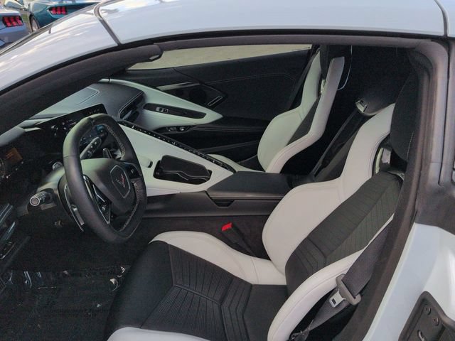 Used 2024 Chevrolet Corvette Stingray Preferred Cpe w/ Z51 Performance Package RWD image 15