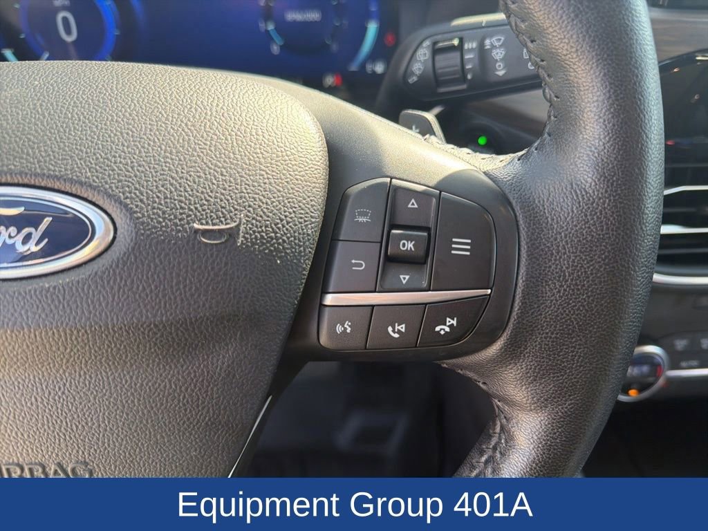 Certified 2020 Ford Escape Titanium AWD/4WD image 24
