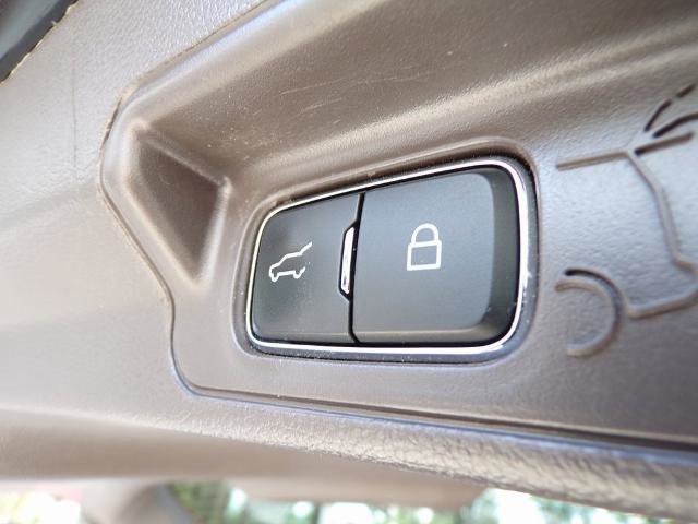 Certified 2022 Ford Explorer Platinum w/ Technology Package image 16