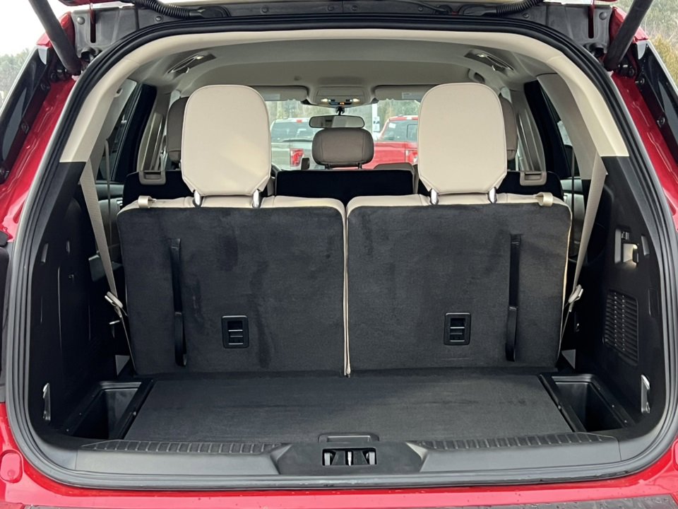 Certified 2023 Ford Explorer XLT w/ Equipment Group 202A image 36