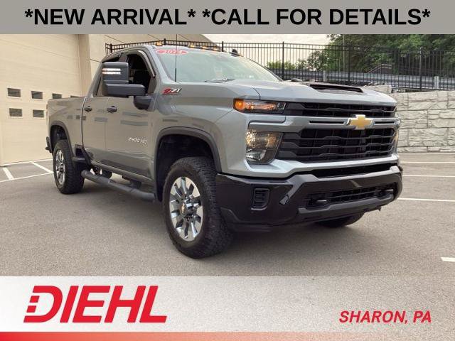 Used 2024 Chevrolet Silverado 2500 Custom w/ Custom Value Package AWD/4WD image 1
