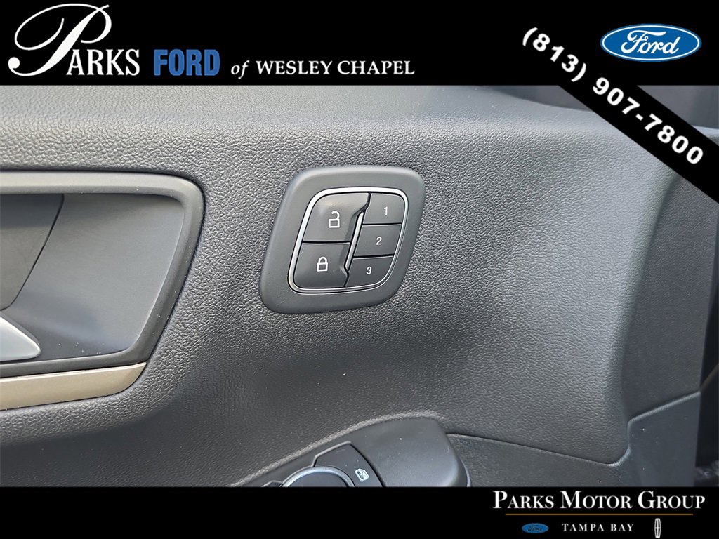 Certified 2021 Ford Escape SEL w/ Technology Package image 19