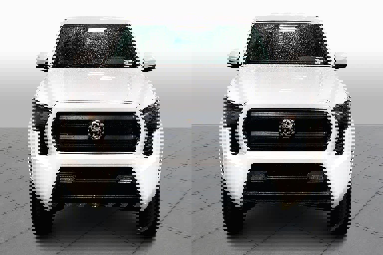 Used 2024 Toyota Tacoma SR5 image 3