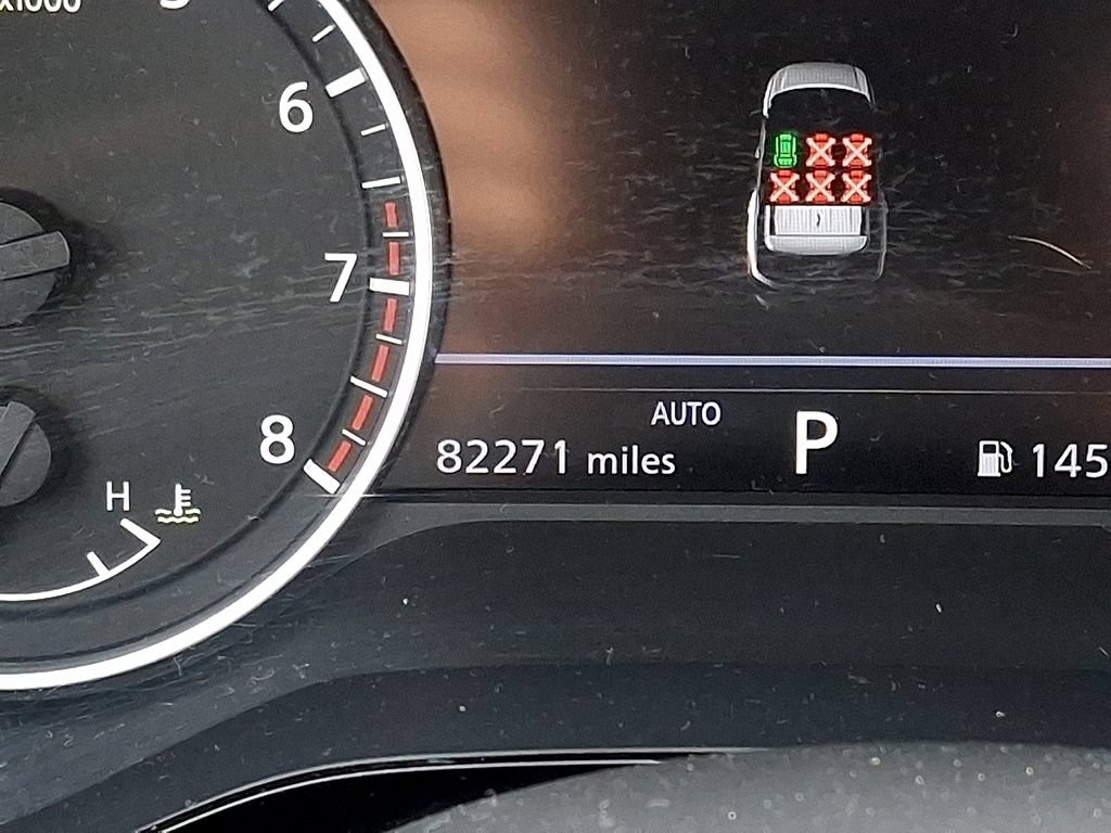 Used 2022 Nissan Pathfinder SL AWD/4WD image 18