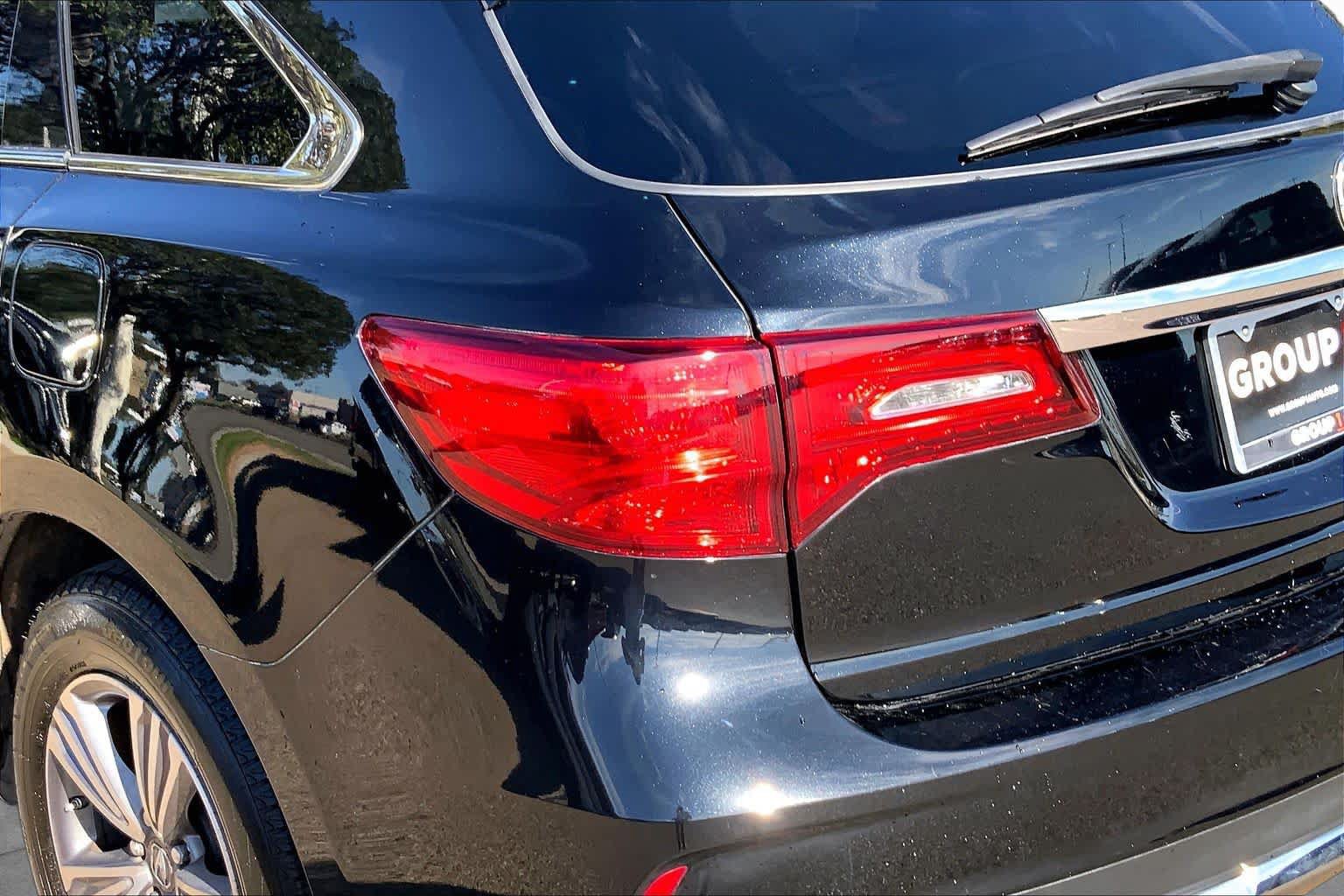 Used 2020 Acura MDX SH-AWD image 29