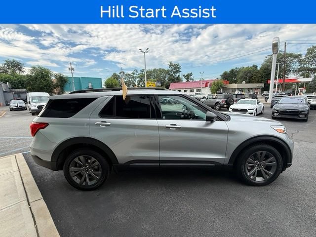 Certified 2021 Ford Explorer XLT w/ Equipment Group 202A AWD/4WD image 10