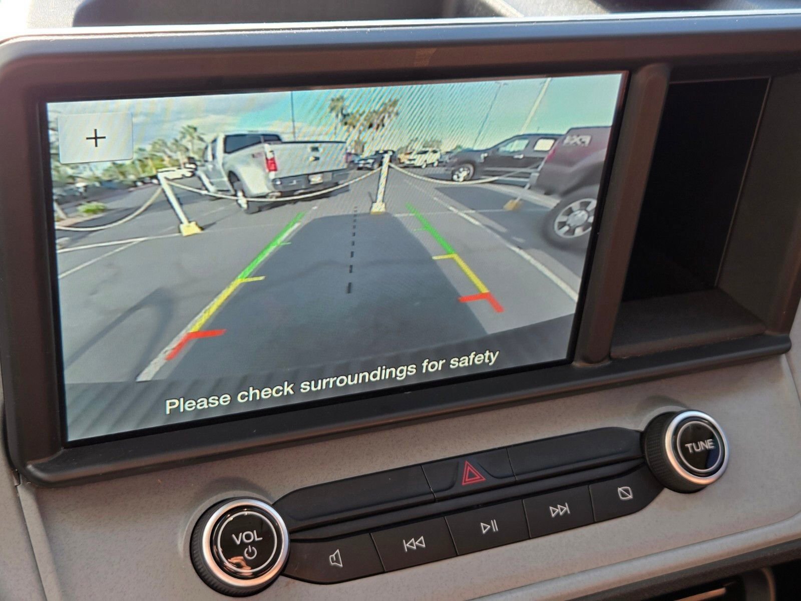 Certified 2022 Ford Maverick Lariat image 21