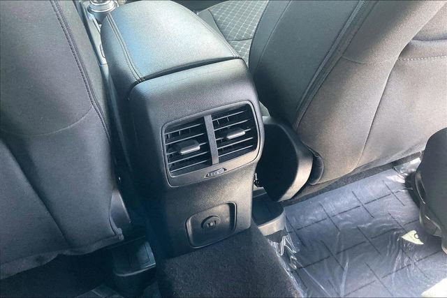 Certified 2024 Ford Escape Active AWD/4WD image 33