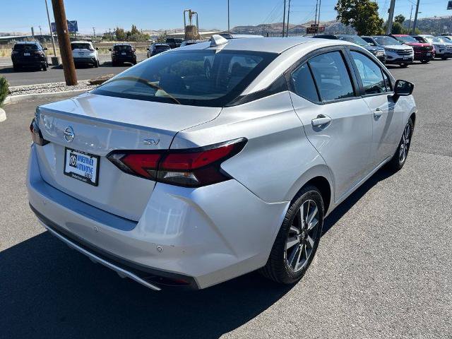 Used 2021 Nissan Versa SV FWD image 6