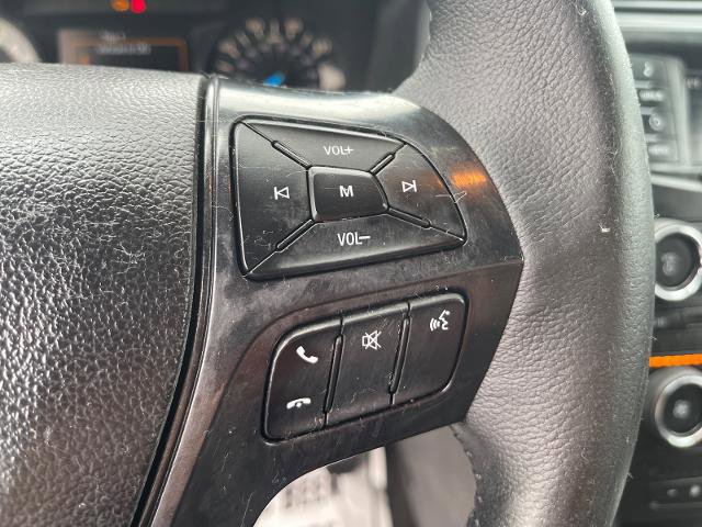 Certified 2017 Ford Explorer XLT FWD image 9