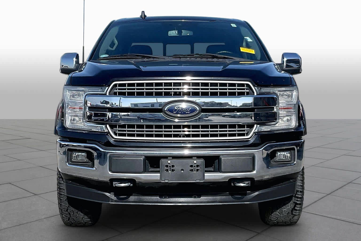 Certified 2020 Ford F150 Lariat w/ Equipment Group 502A Luxury AWD/4WD image 4