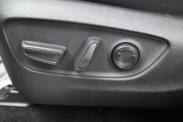 Used 2024 Toyota Grand Highlander AWD image 12
