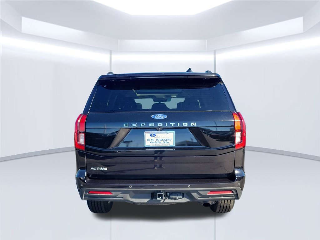 Certified 2025 Ford Expedition Active AWD/4WD image 6