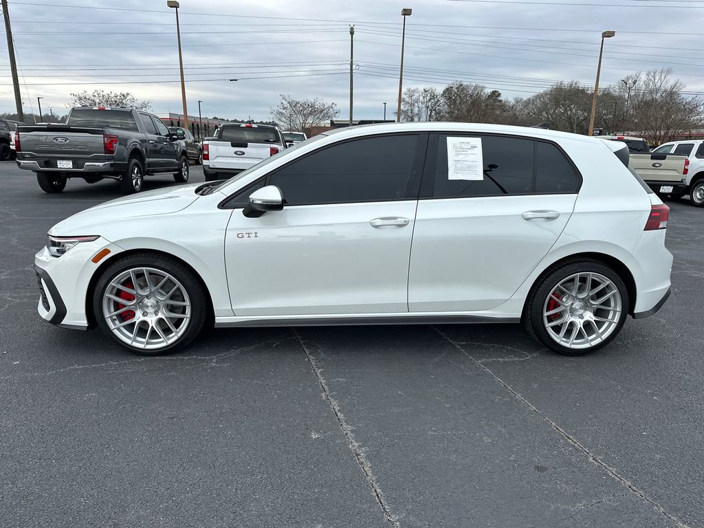 Used 2025 Volkswagen GTI SE FWD image 4