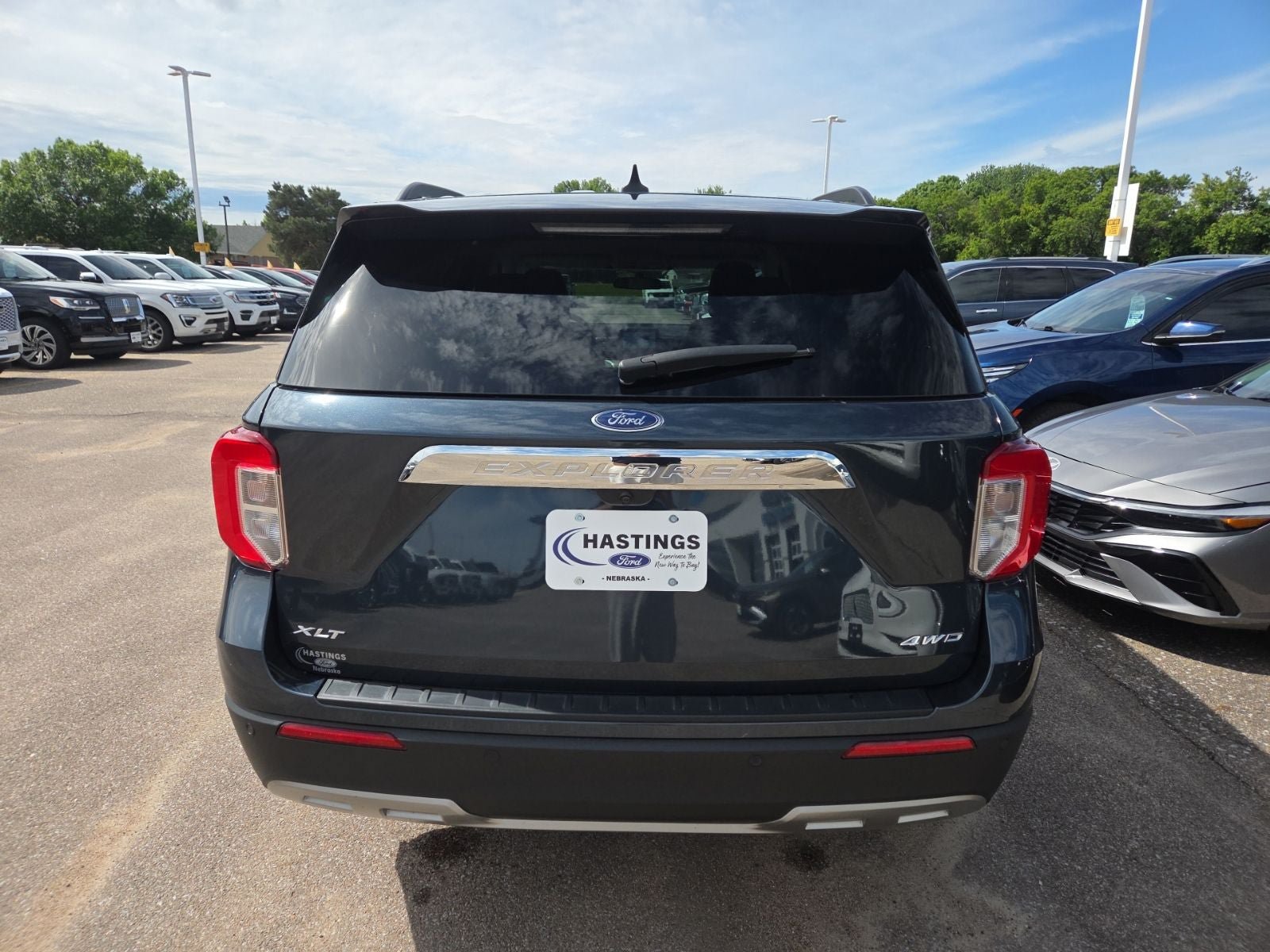 Certified 2023 Ford Explorer XLT w/ Equipment Group 202A AWD/4WD image 10