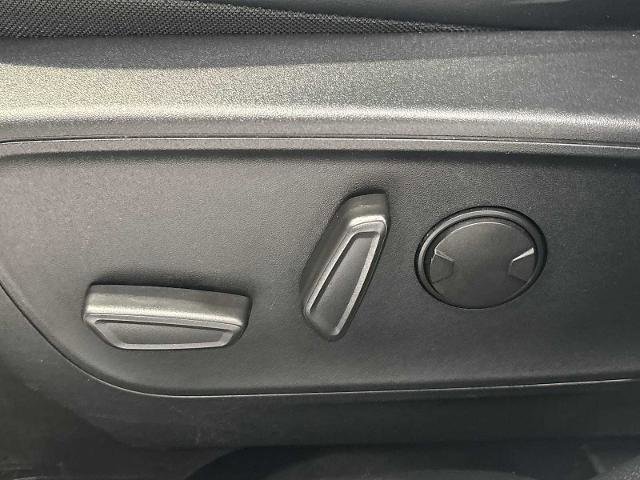 Certified 2024 Ford Escape Platinum AWD/4WD image 33