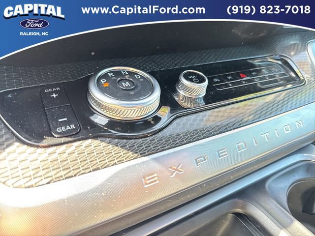 Certified 2025 Ford Expedition Max Platinum w/ Stealth Performance Package AWD/4WD image 30