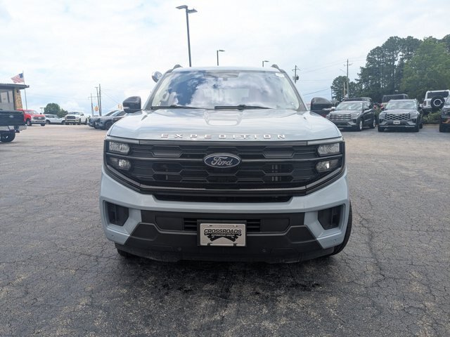 Certified 2025 Ford Expedition Max Active RWD image 3