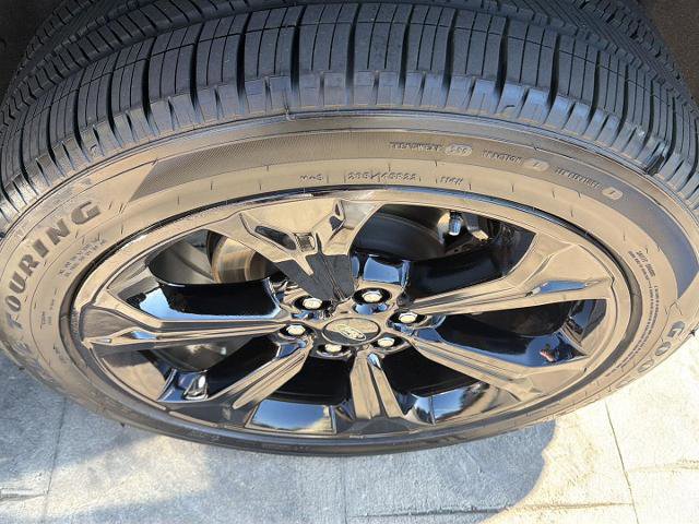 Certified 2022 Ford Expedition Limited image 28