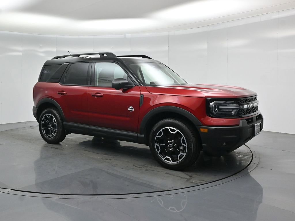 Certified 2025 Ford Bronco Sport Outer Banks w/ Outer Banks Tech Package+ AWD/4WD image 57