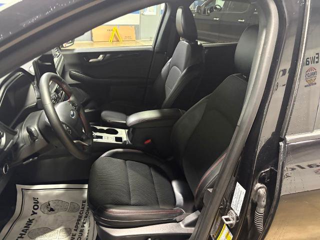 Certified 2024 Ford Escape ST-Line w/ Tech Pack #1 AWD/4WD image 10