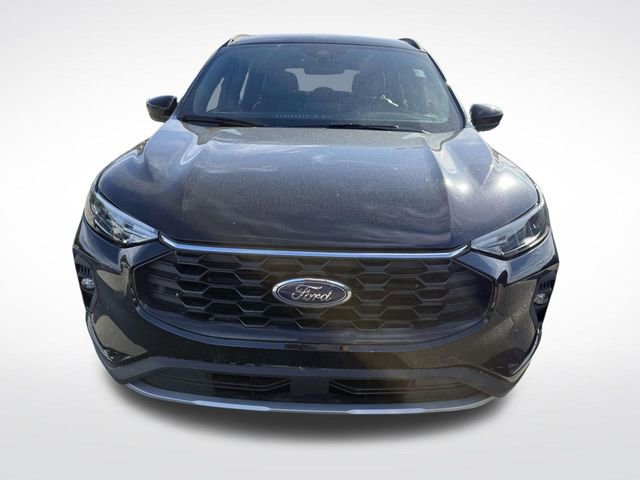 Certified 2025 Ford Escape ST-Line Select AWD/4WD image 11