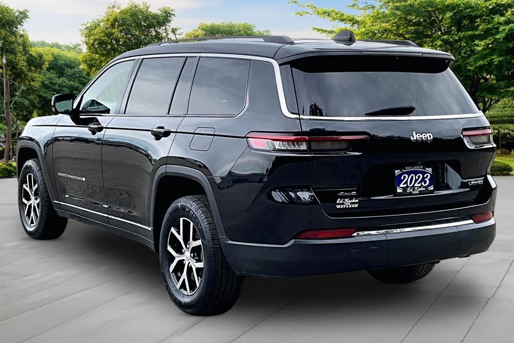 Used 2023 Jeep Grand Cherokee L Limited w/ Luxury Tech Group II AWD/4WD image 2