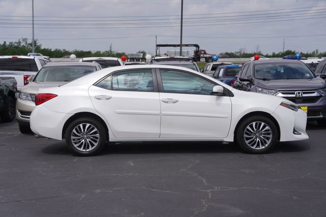 Used 2017 Toyota Corolla XLE FWD image 2