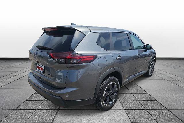 Used 2024 Nissan Rogue SV AWD/4WD image 5