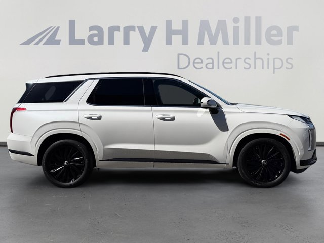 Used 2024 Hyundai Palisade Calligraphy image 6