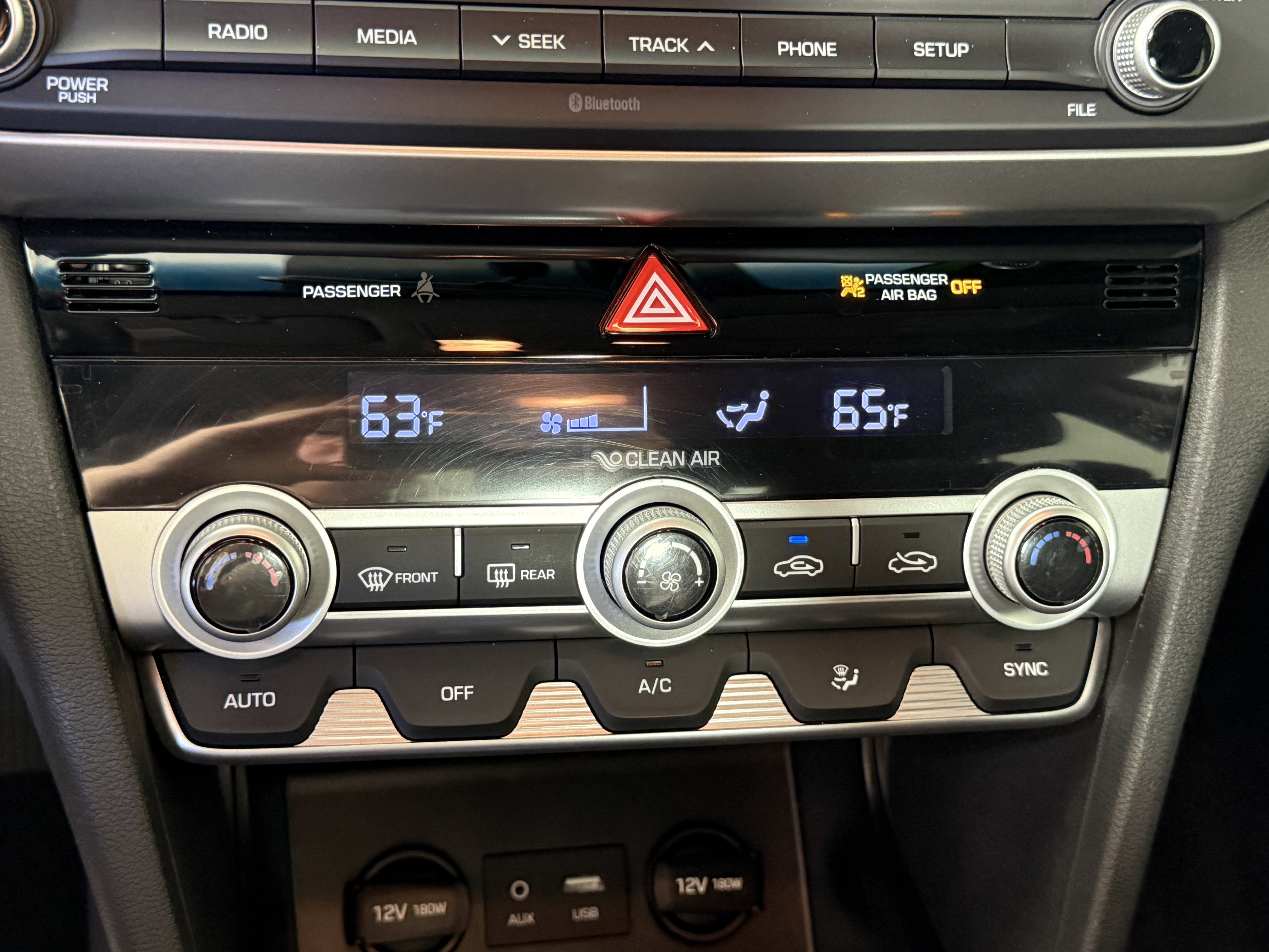 Used 2020 Hyundai Elantra SE w/ Cargo Package (C1) FWD image 20