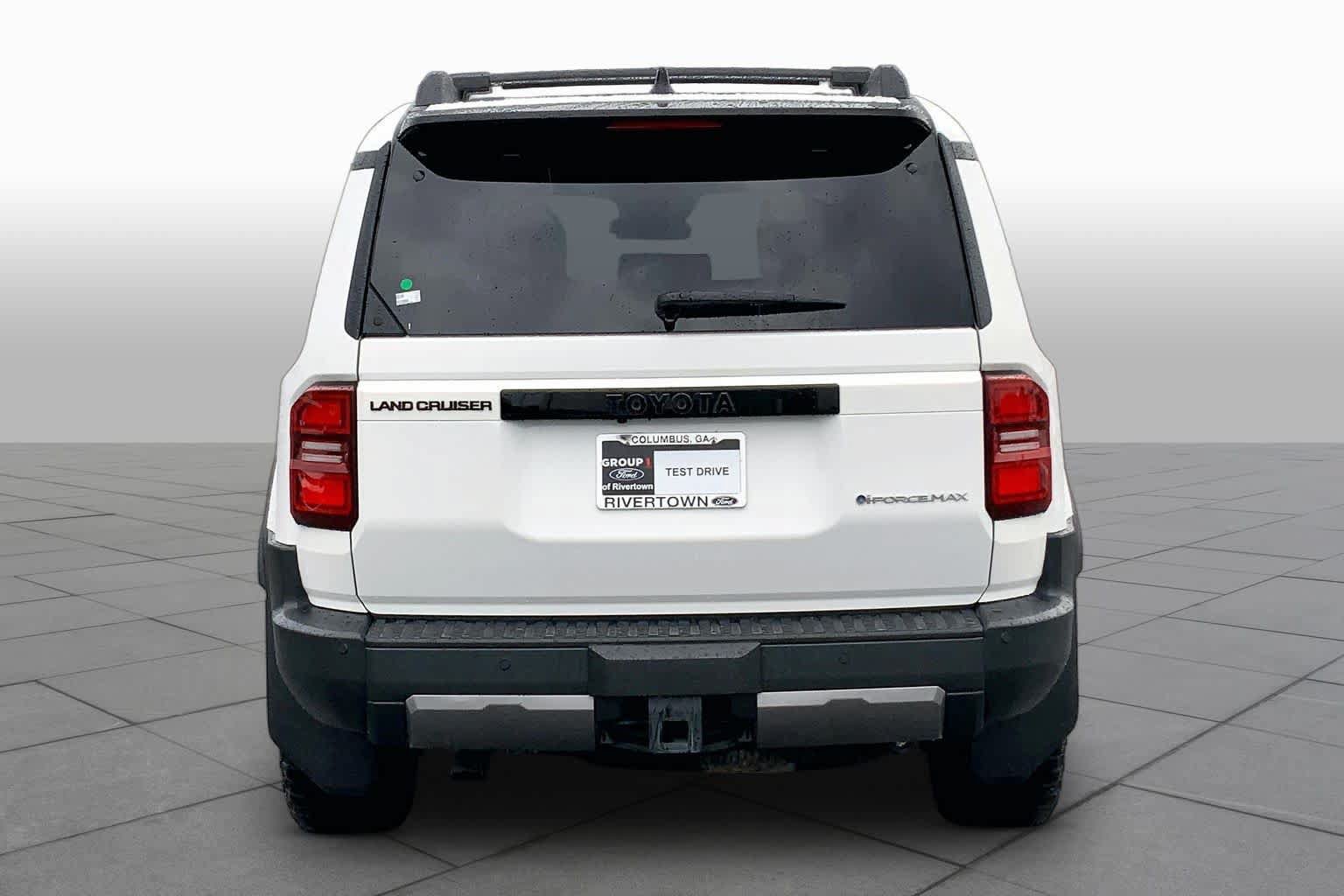 Used 2025 Toyota Land Cruiser w/ Premium Package AWD/4WD image 5
