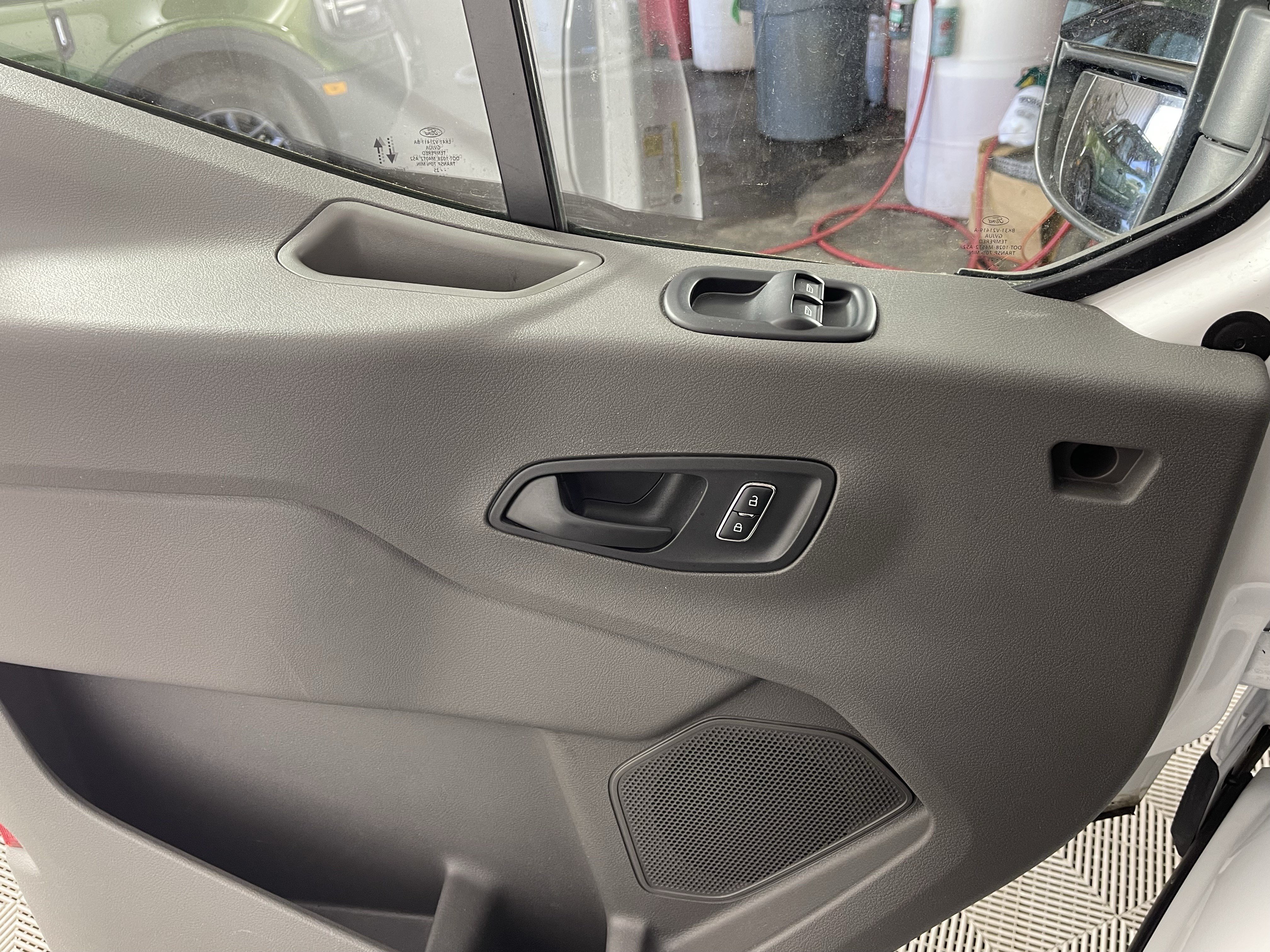 Certified 2025 Ford Transit 250 148 High Roof RWD image 20