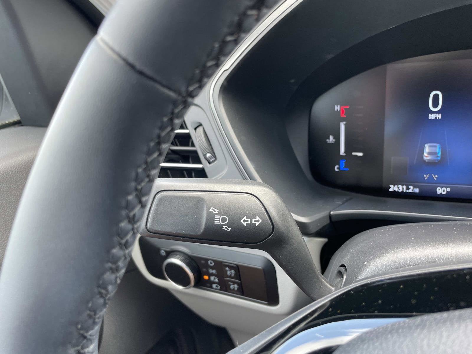 Certified 2025 Ford Escape Active w/ Tech Pack #1 FWD image 23