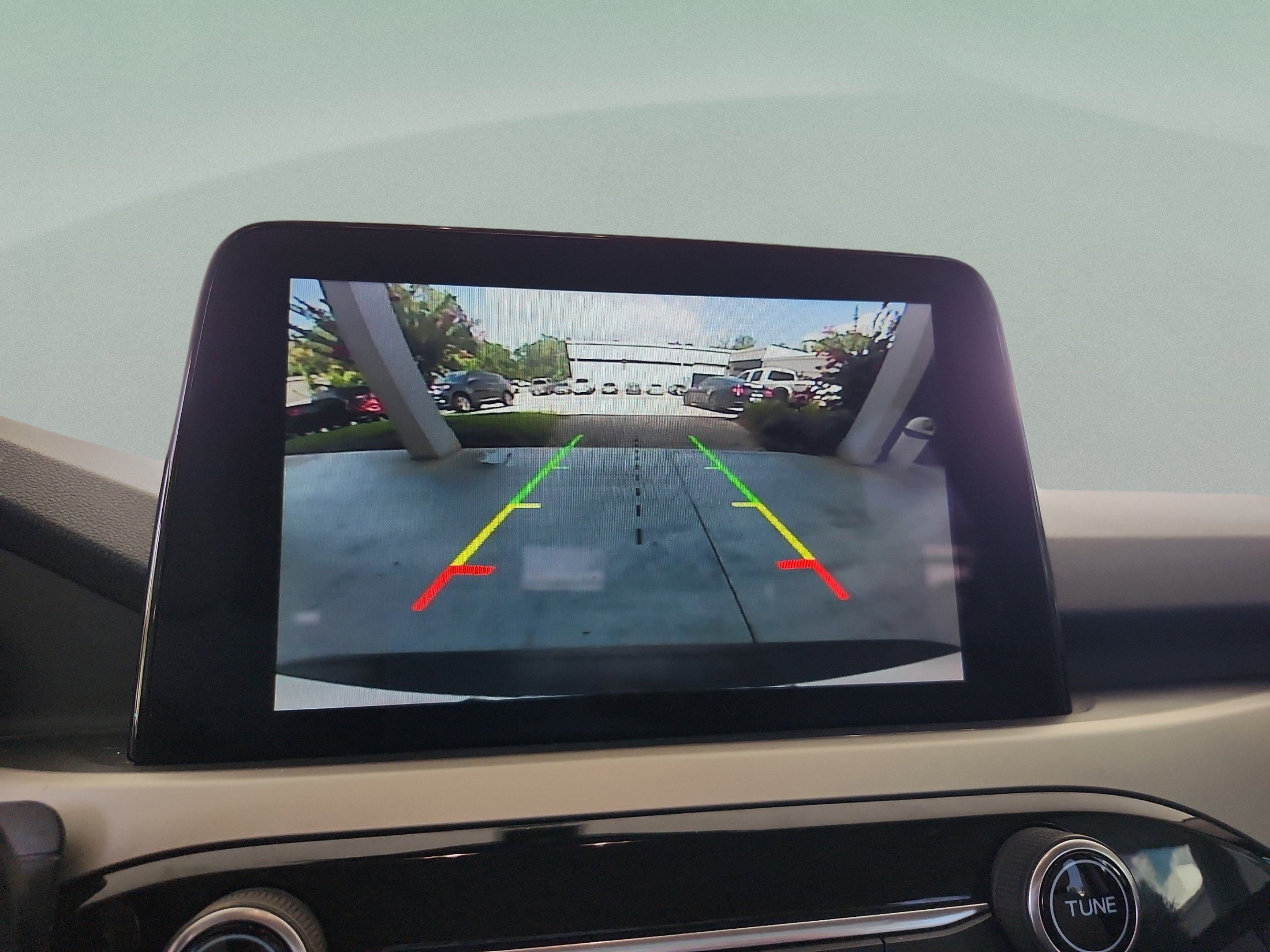 Certified 2020 Ford Escape SE FWD image 24