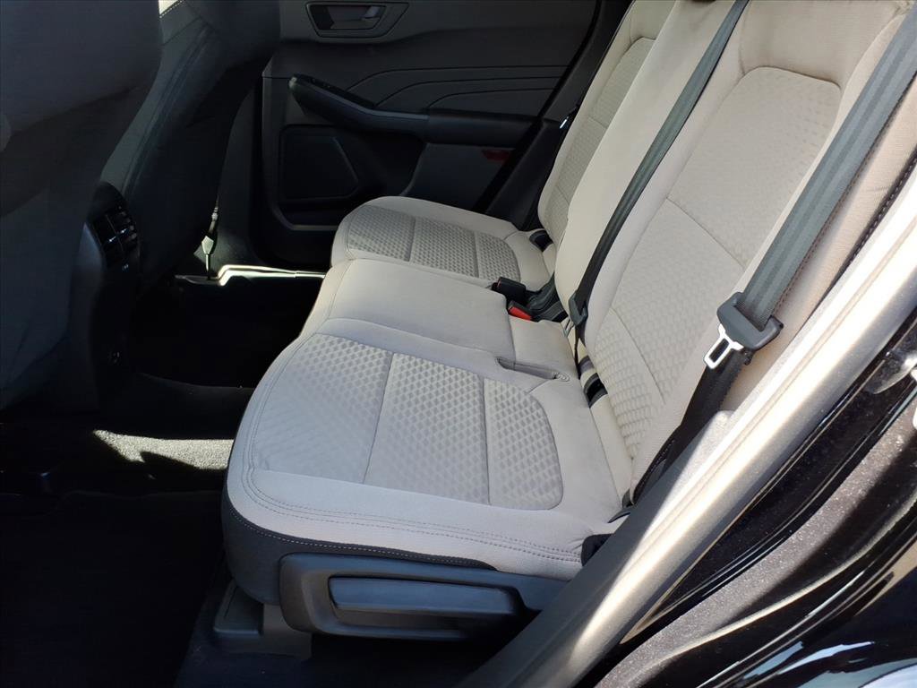 Certified 2022 Ford Escape SE w/ Cold Weather Package image 12