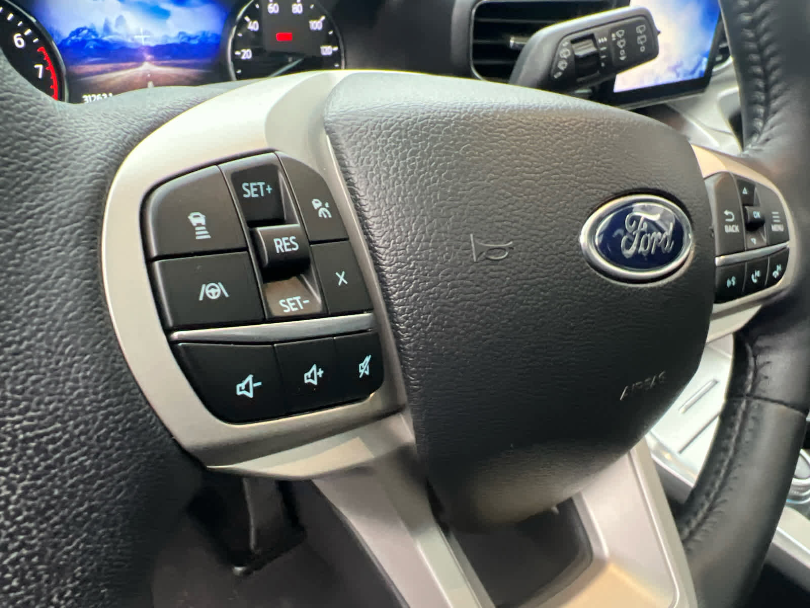 Certified 2023 Ford Explorer XLT w/ Equipment Group 202A image 17