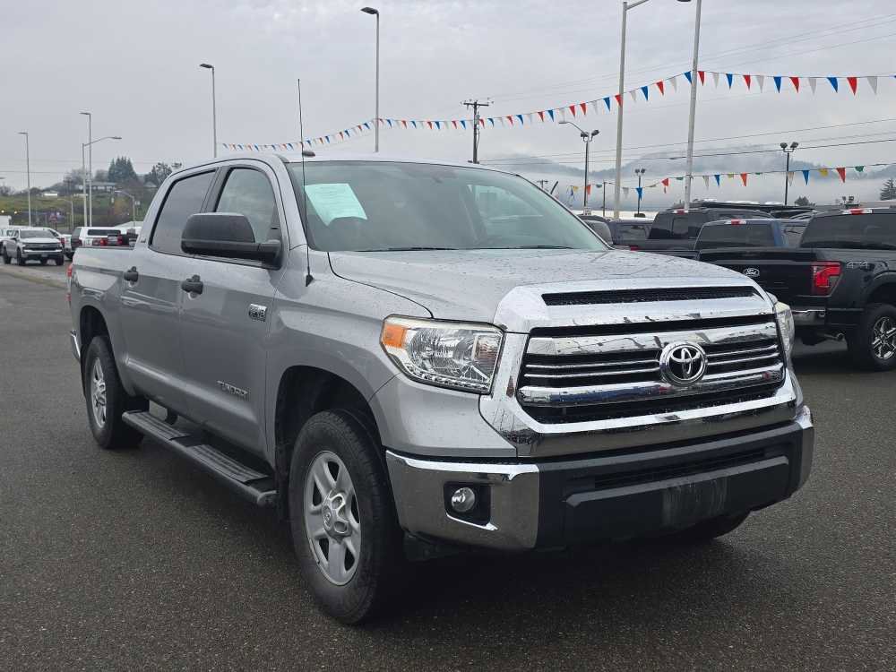 Used 2017 Toyota Tundra SR5 image 8