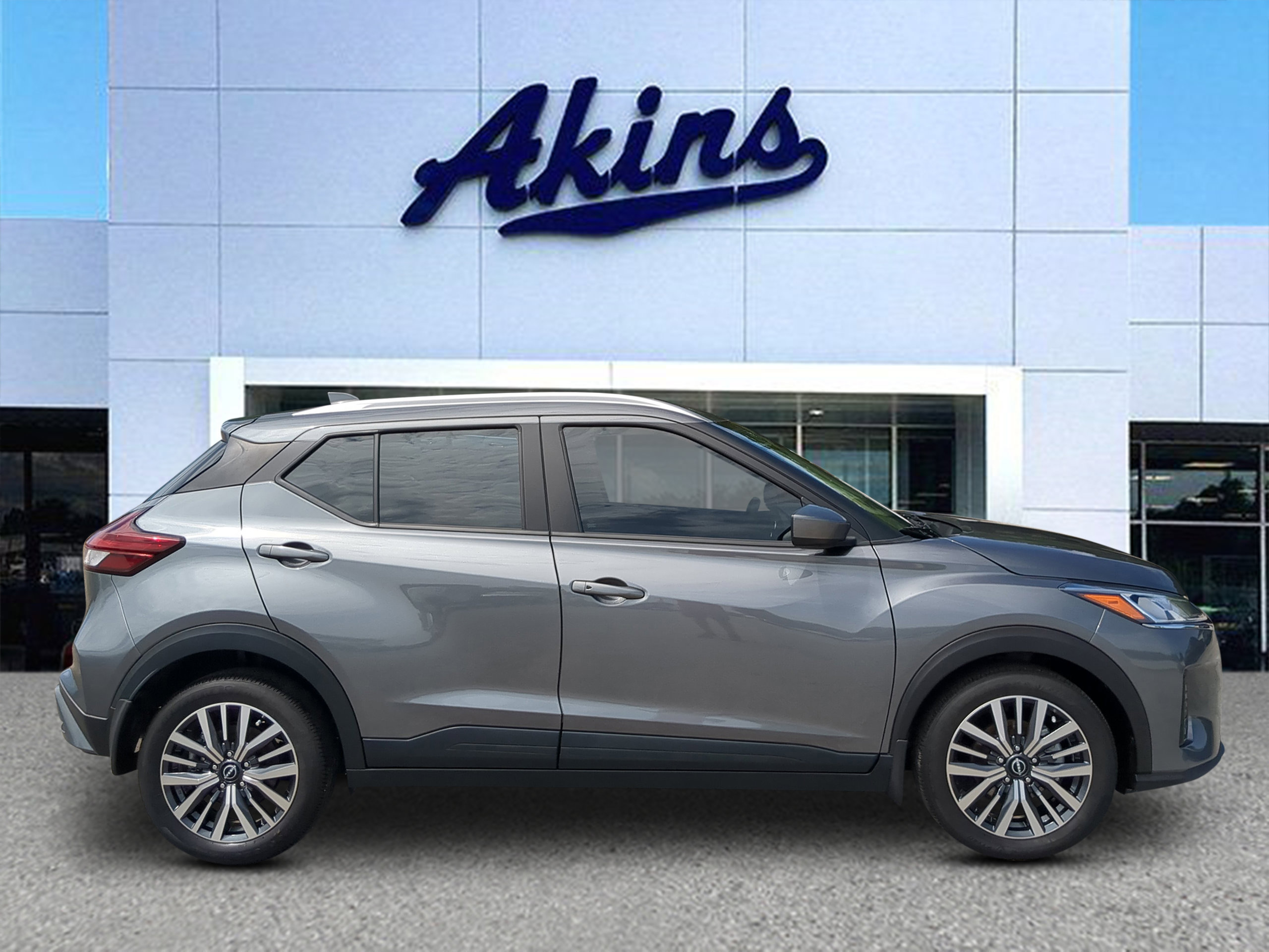 Used 2024 Nissan Kicks SV FWD video 1