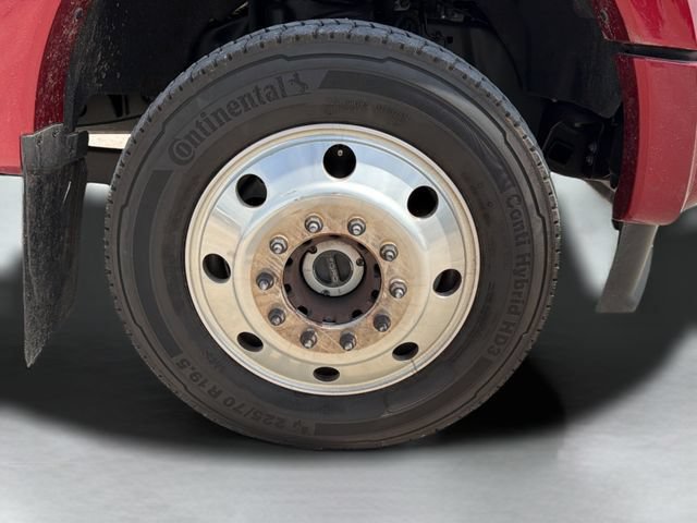 Certified 2022 Ford F450 Platinum w/ FX4 Off-Road Package AWD/4WD image 9