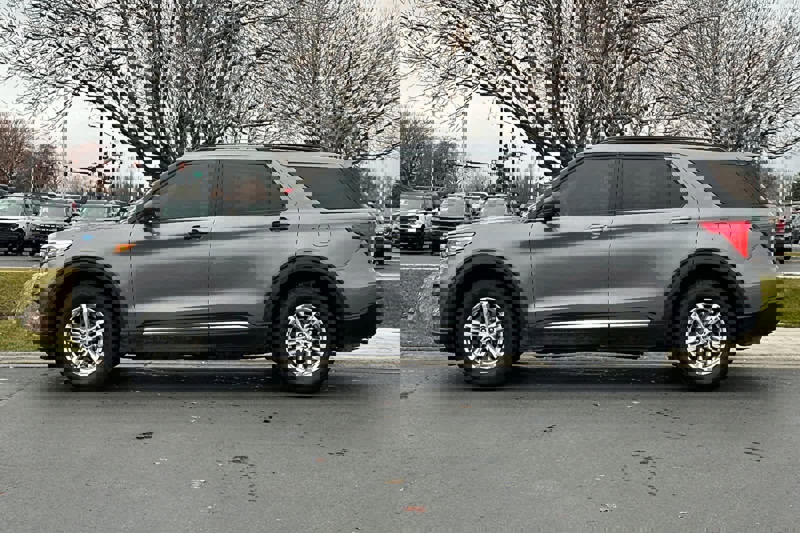 Certified 2022 Ford Explorer XLT image 2